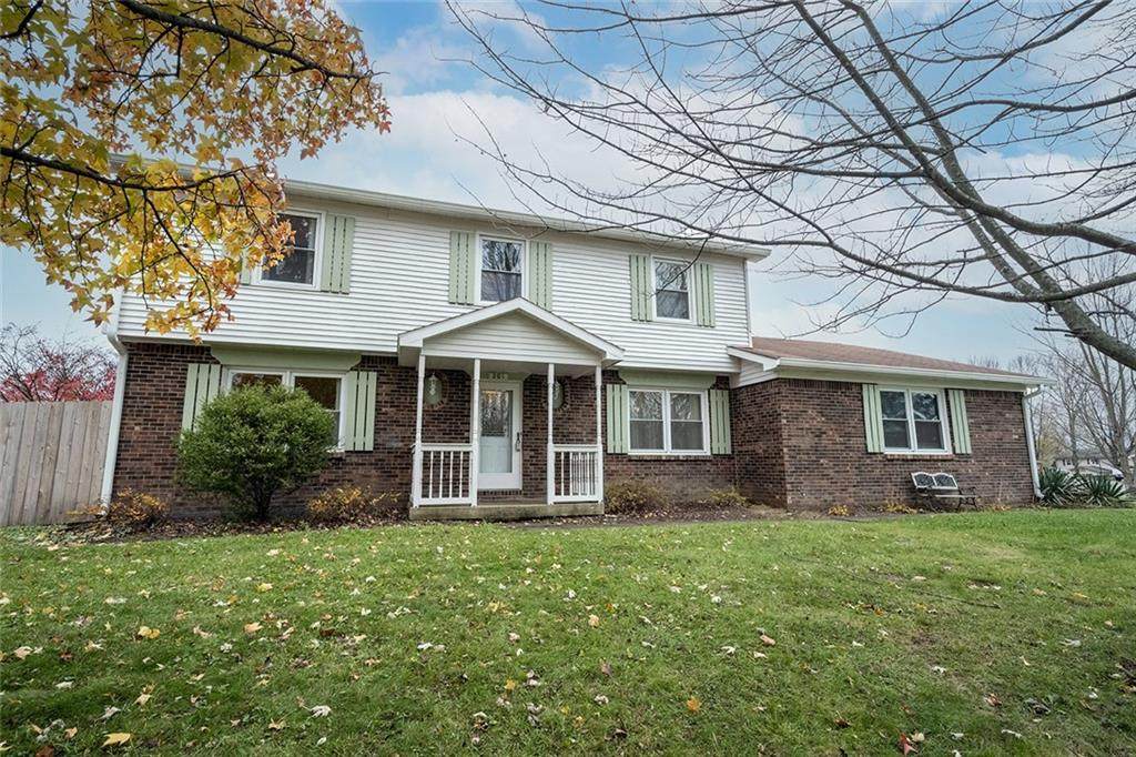 201 Creek View Drive - Photo 1