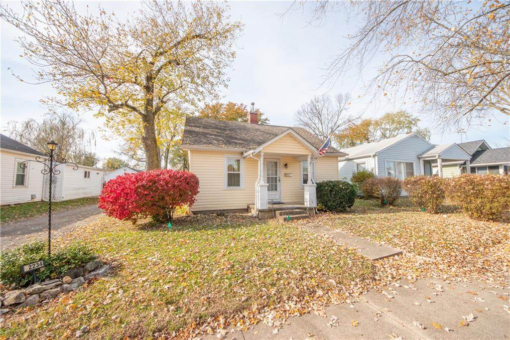 2234 Maple Street - Photo 1