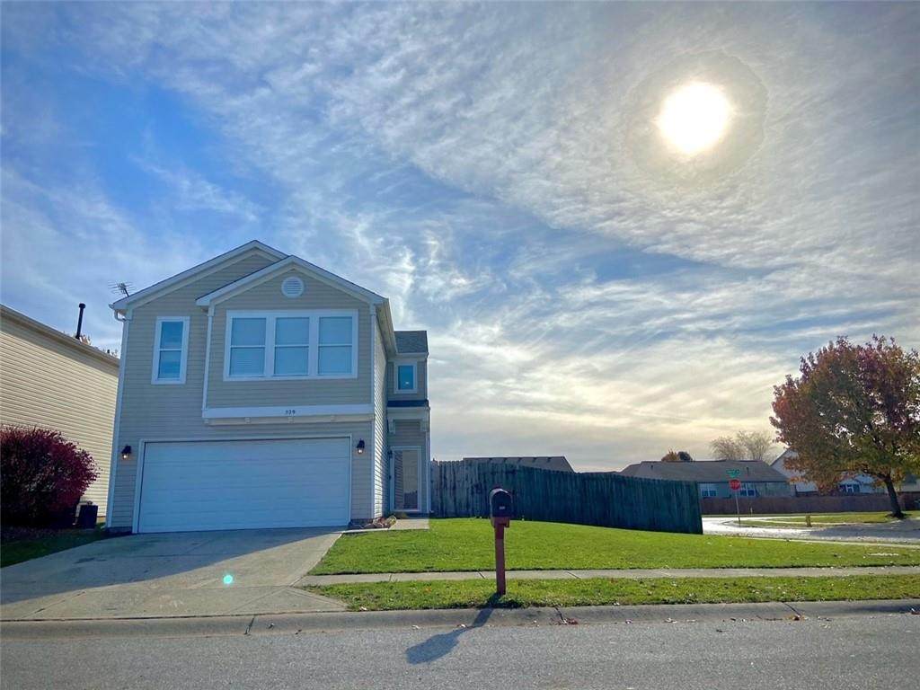 529 Overland Drive - Photo 1