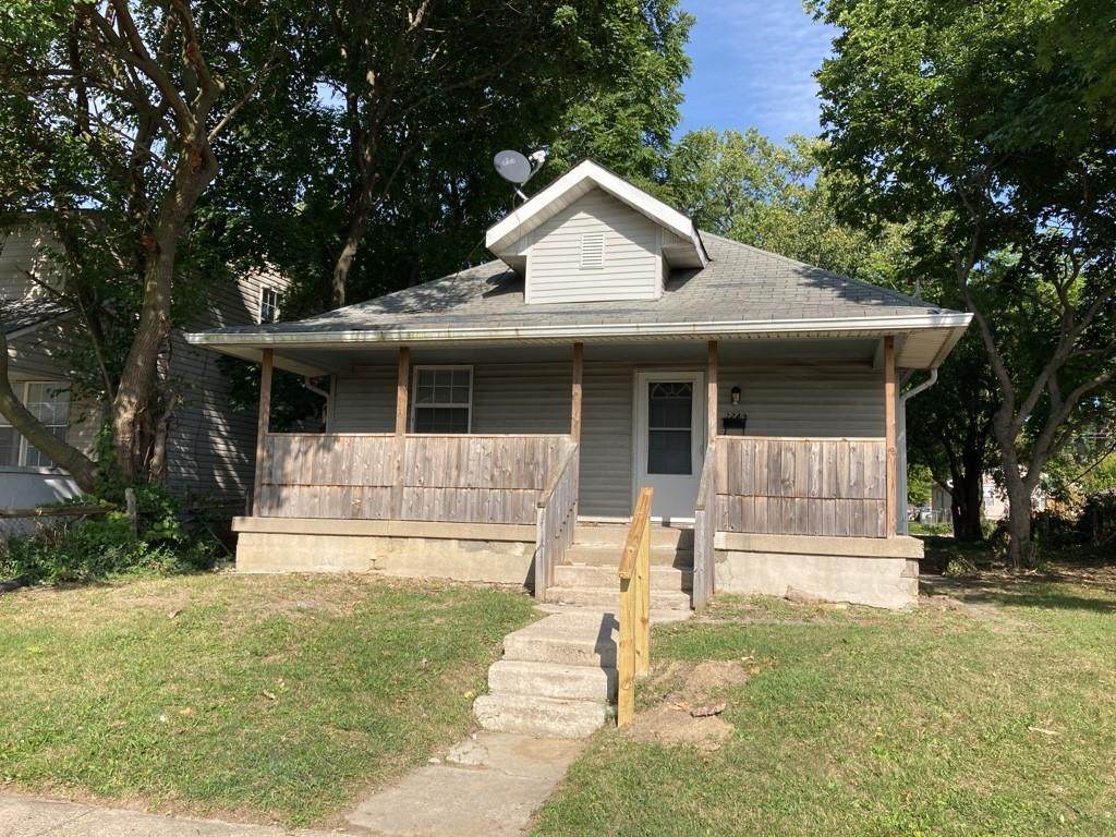 2249 Parker Avenue - Photo 1