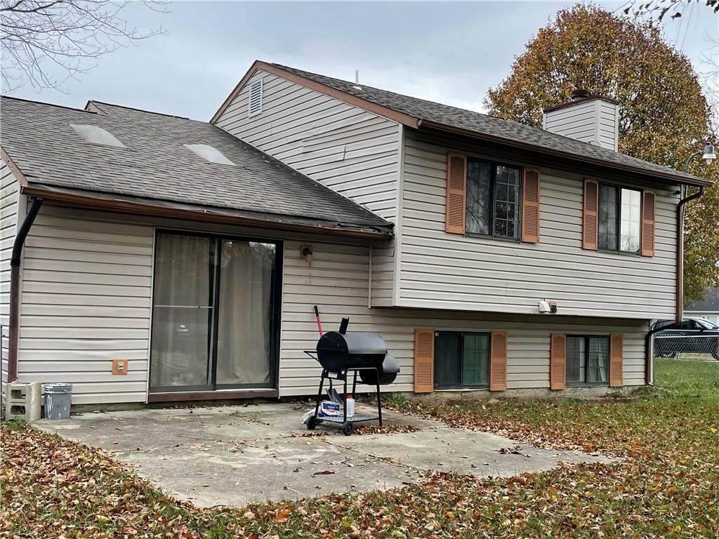 3238 Moccasin Court - Photo 1