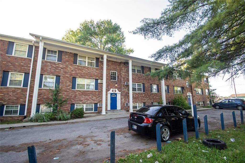 3001 Webster Avenue - Photo 1