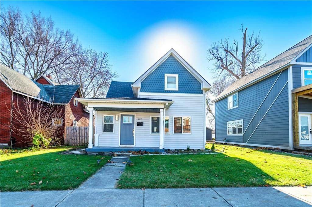 809 Cottage Avenue - Photo 1