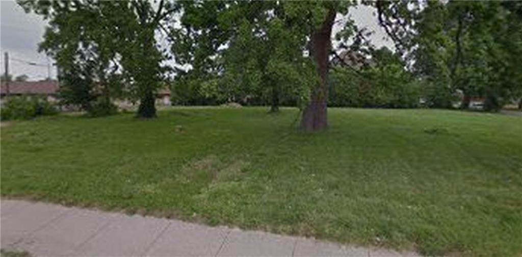 2104 Park Avenue - Photo 1