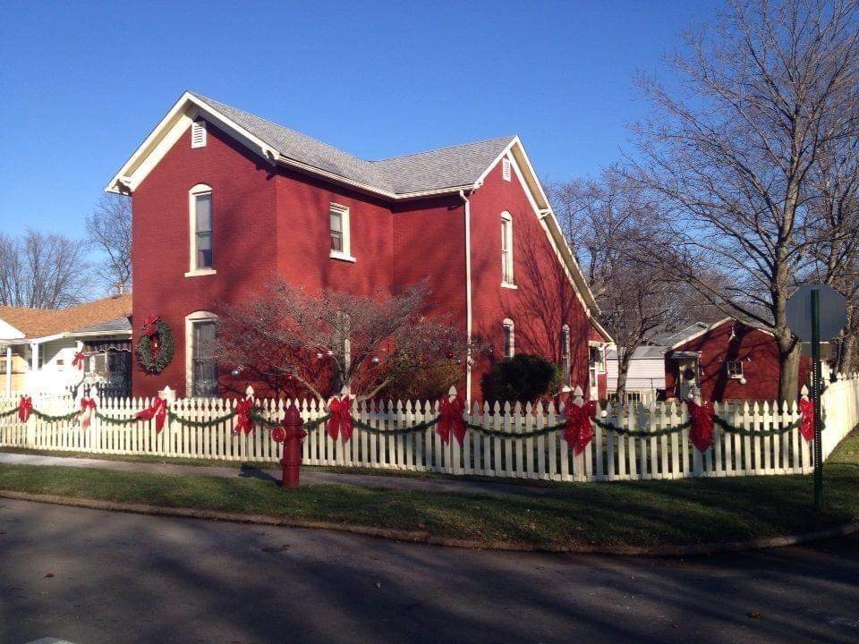 324 Washington Street - Photo 1