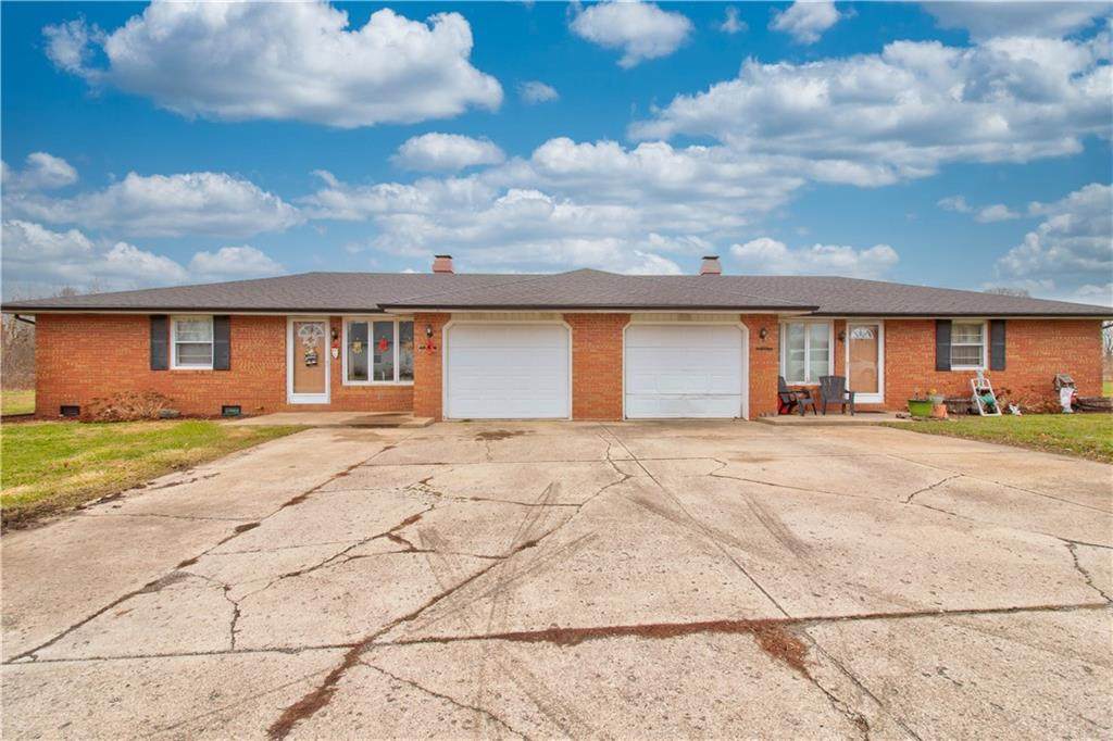 2124 Jackson Lane - Photo 1