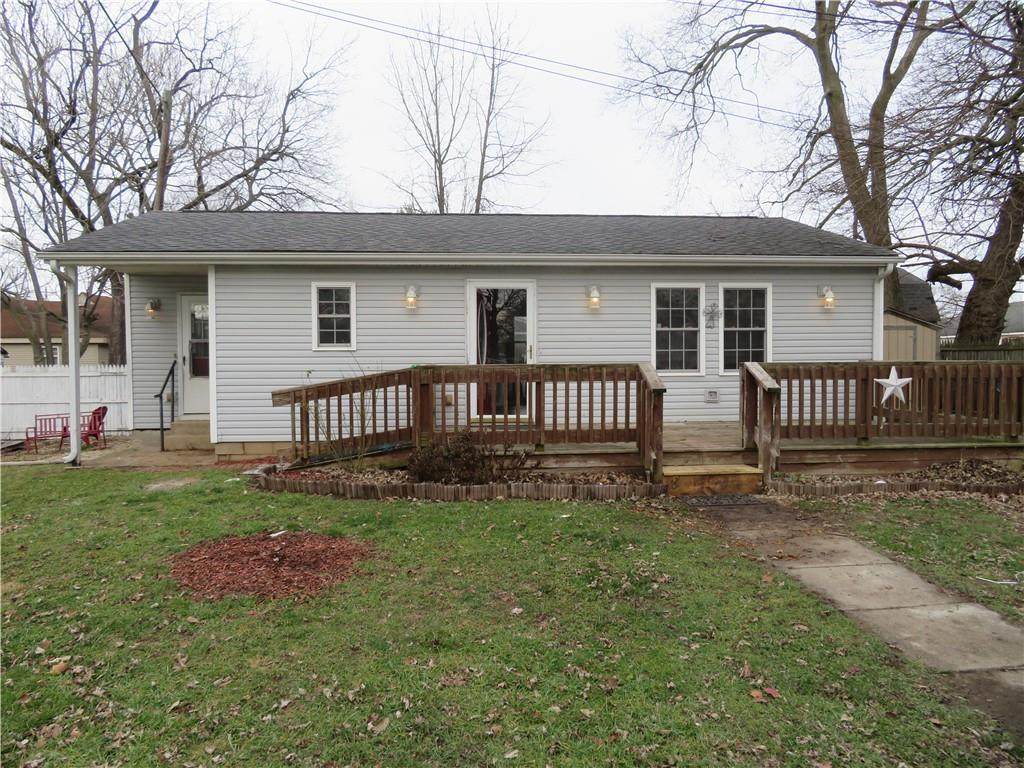 506 Pike Street - Photo 1