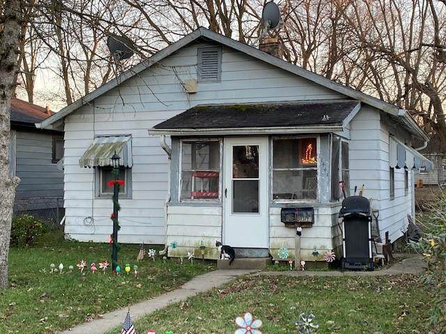 1441 33rd Street - Photo 1