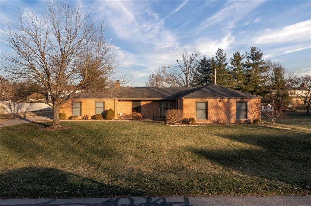502 Manor Drive - Photo 1
