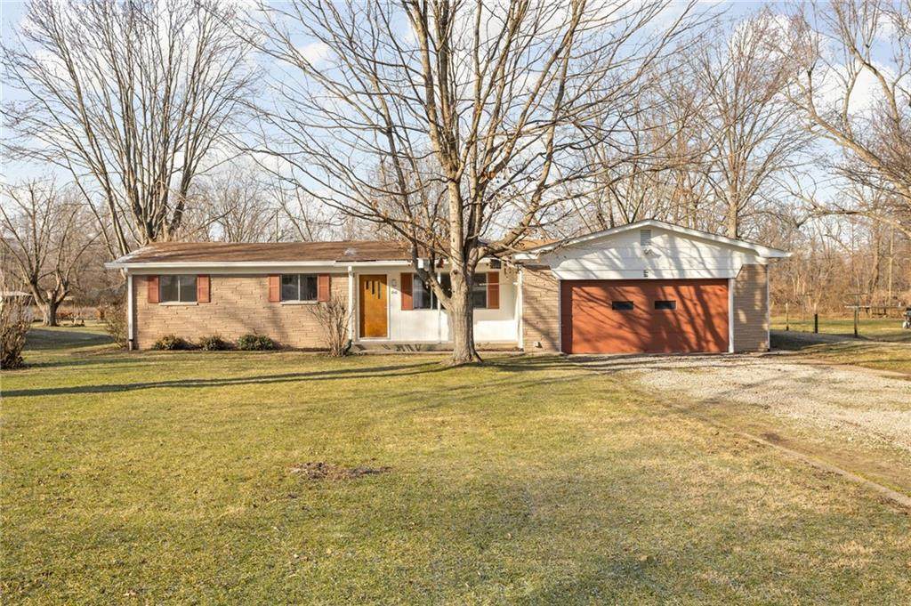 210 Routiers Avenue - Photo 1
