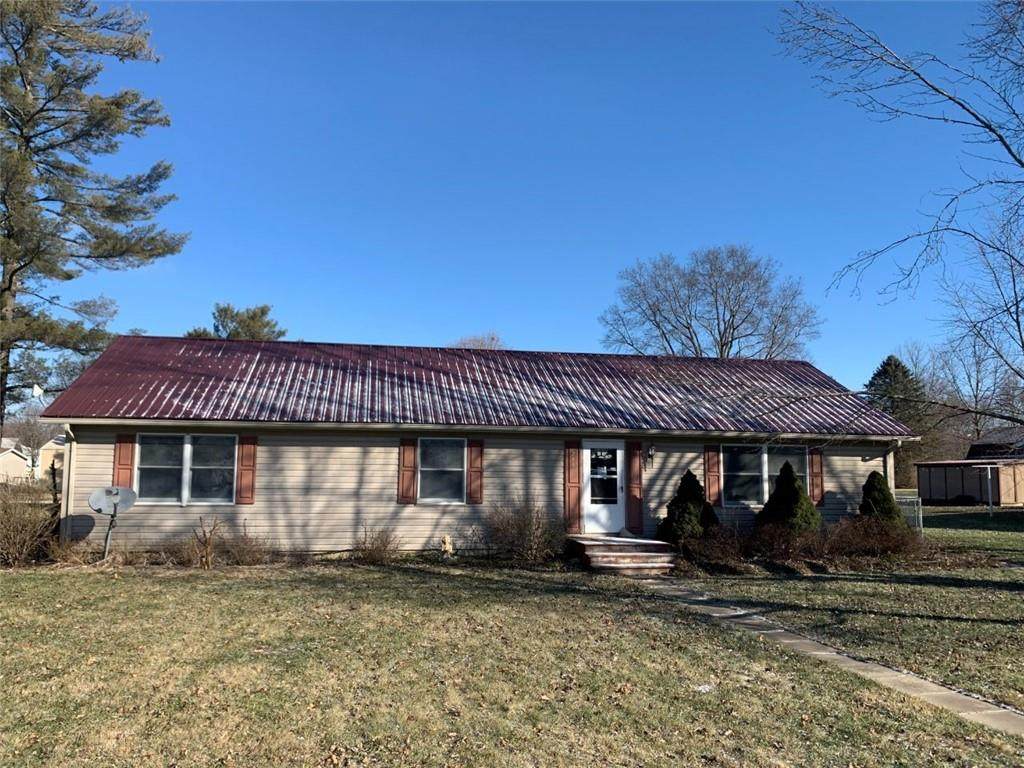 219 8th Street - Photo 1
