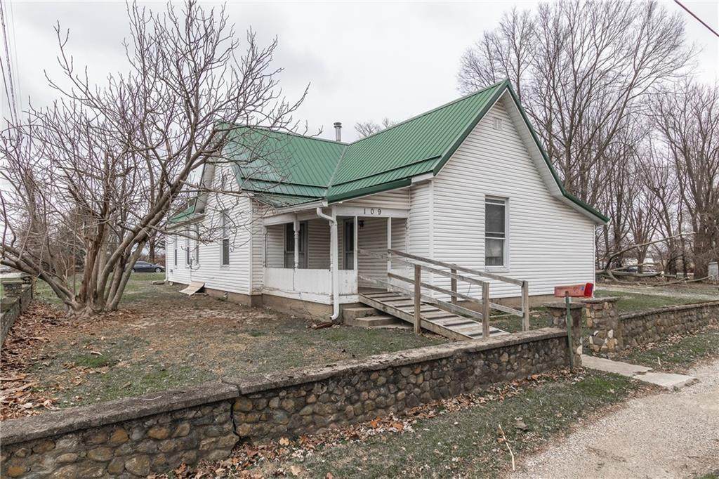 109 Edgerton Street - Photo 1