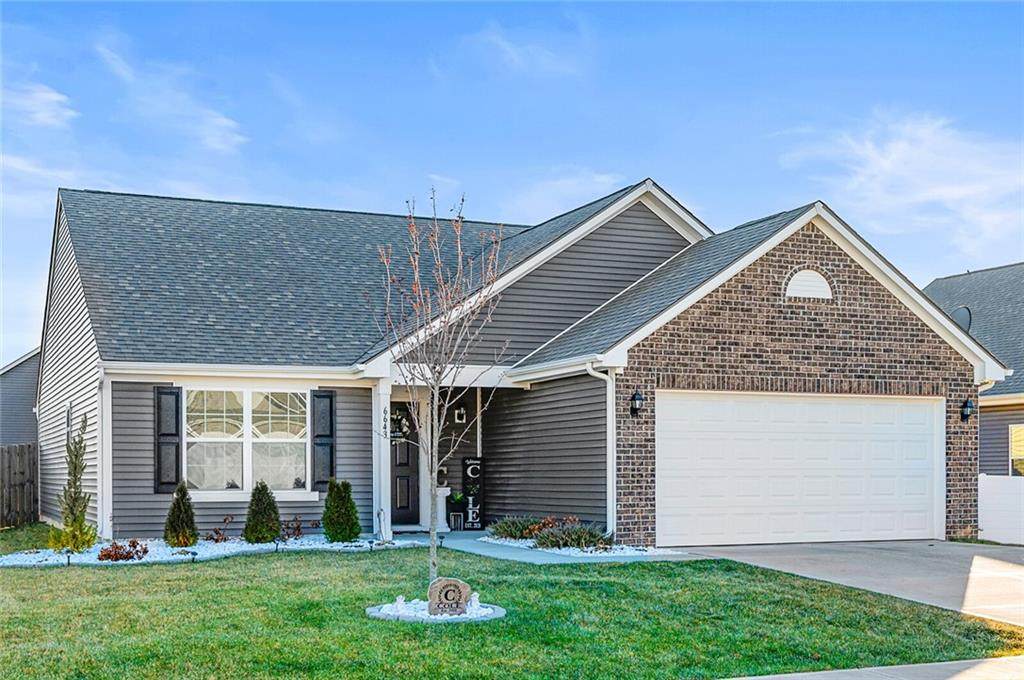 6643 Laurelwood Drive - Photo 1
