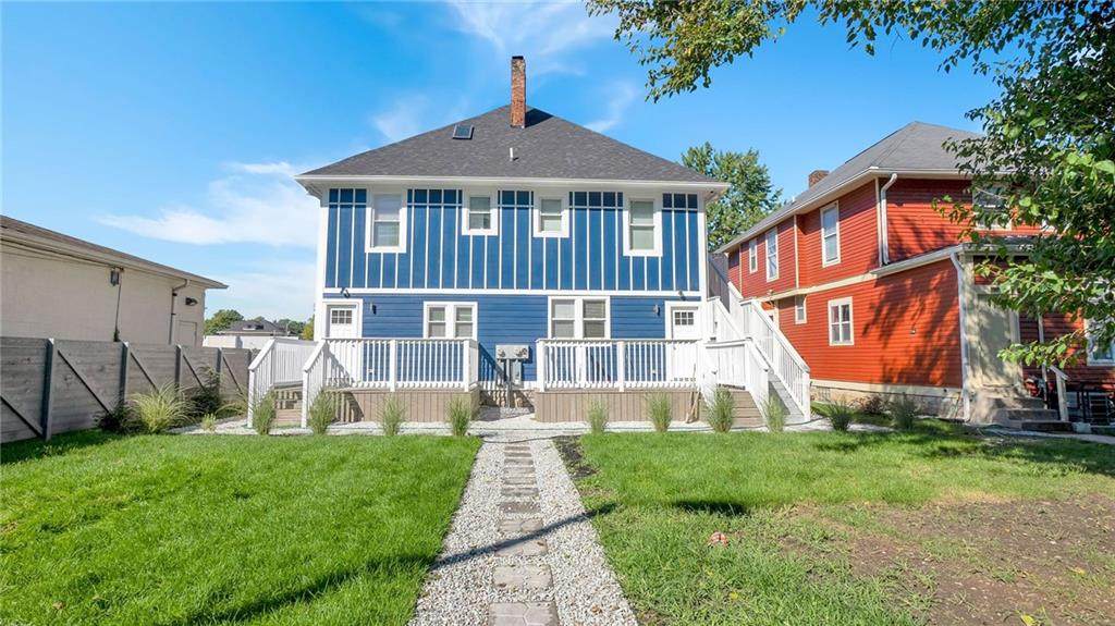 2521 College Avenue - Photo 1