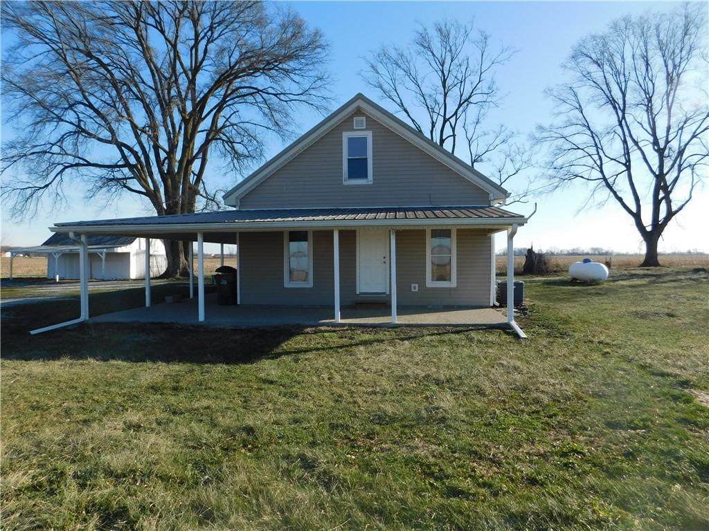 11740 700 EAST - Photo 1