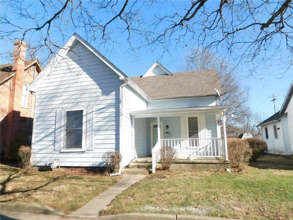 925 Chestnut Street - Photo 1