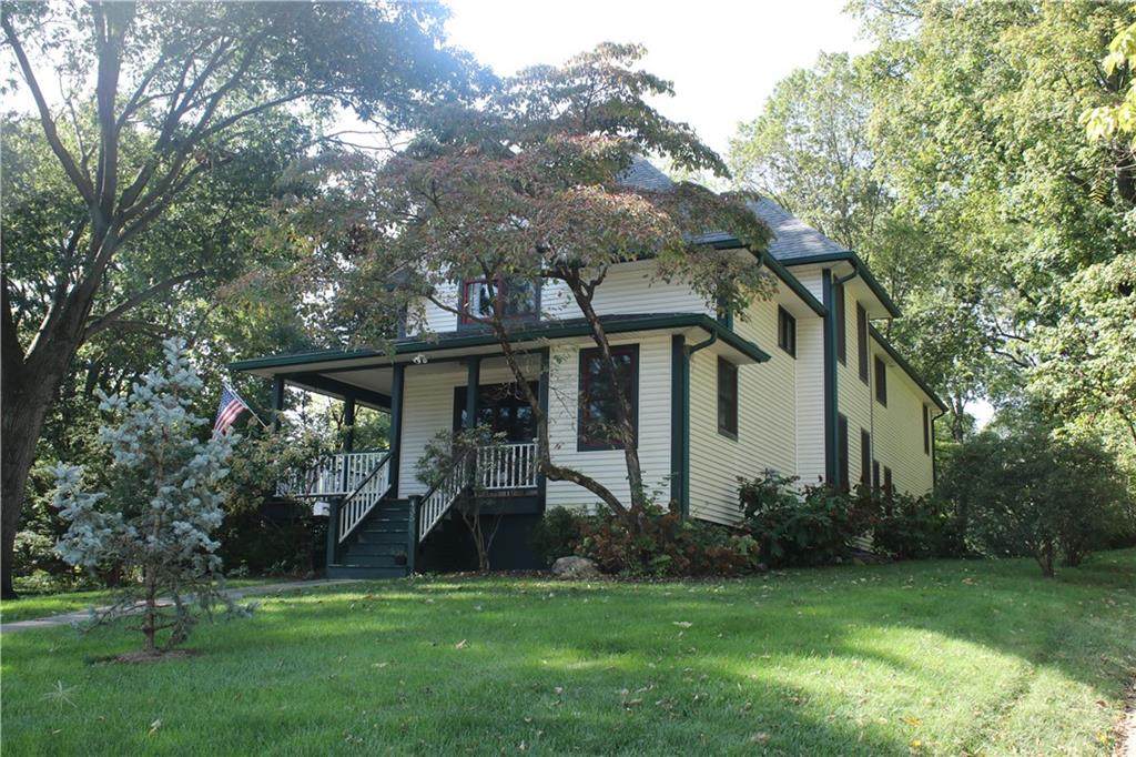 435 Robinson Street - Photo 1