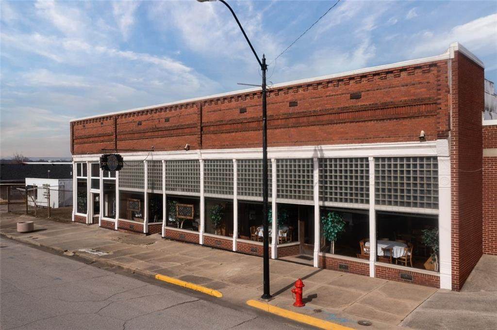 1105-1107 Spring Street - Photo 1