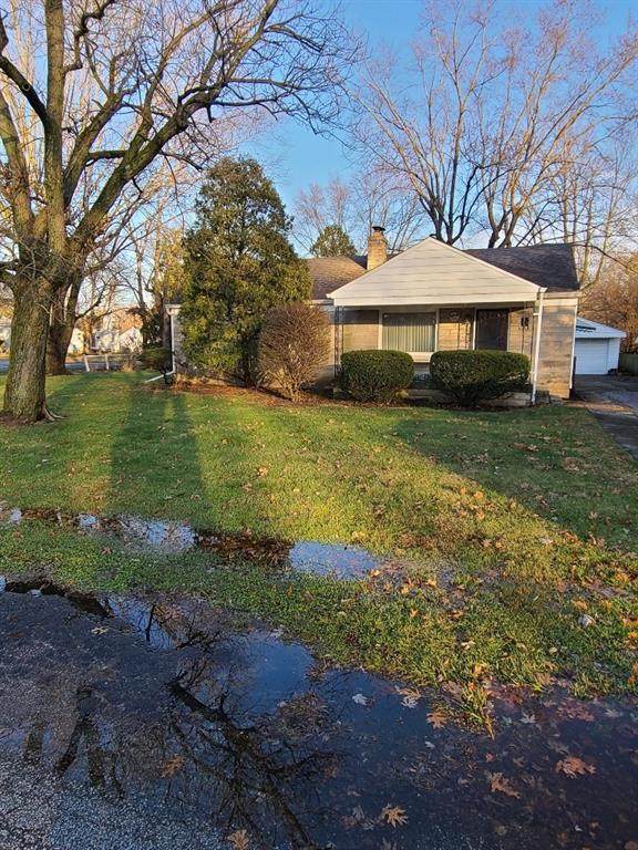 2915 Medford Avenue - Photo 1