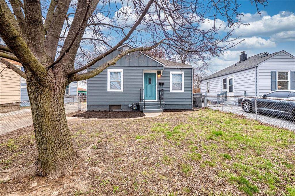 1846 Calhoun Street - Photo 1