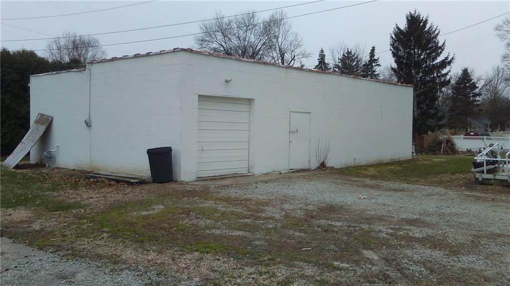 3639a Nichol Avenue - Photo 1