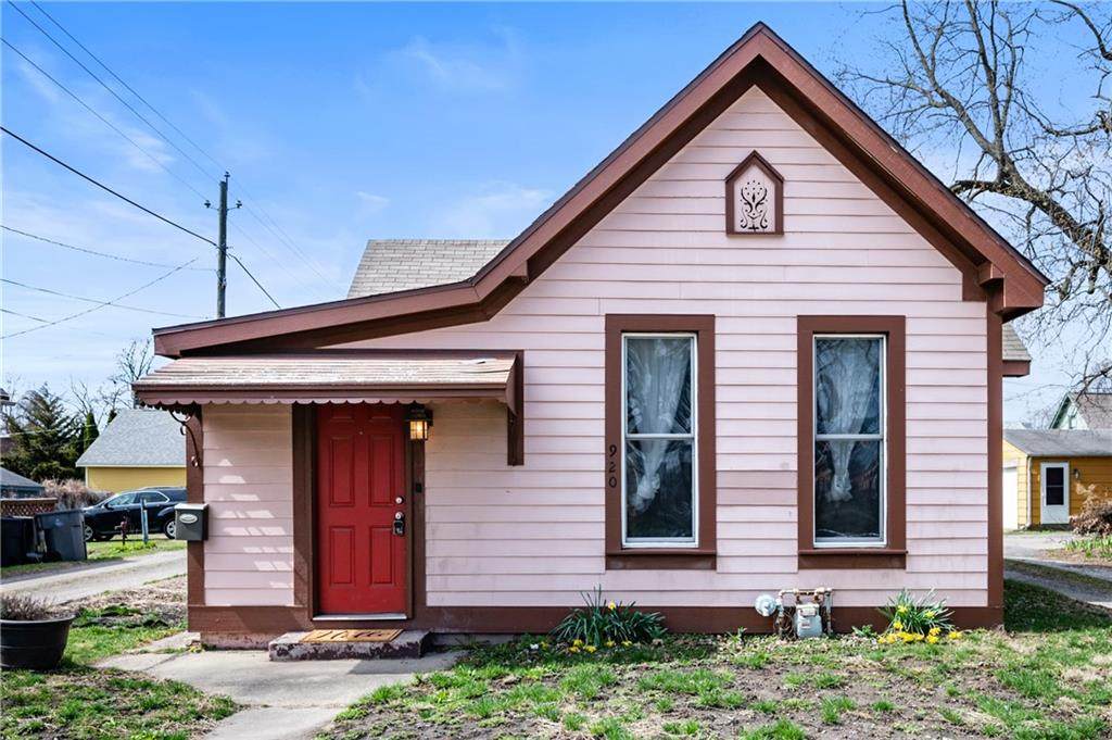920 Oriental Street - Photo 1