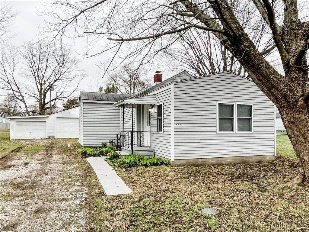 636 Worth Avenue - Photo 1