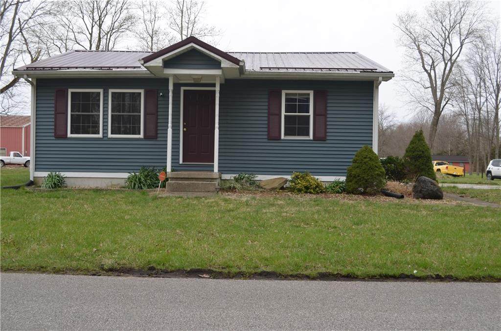 325 County Road 900 - Photo 1
