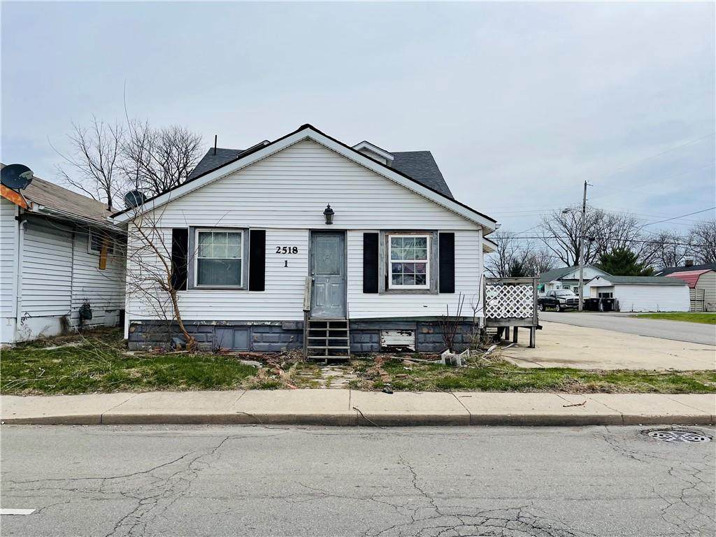 2518 Main Street - Photo 1