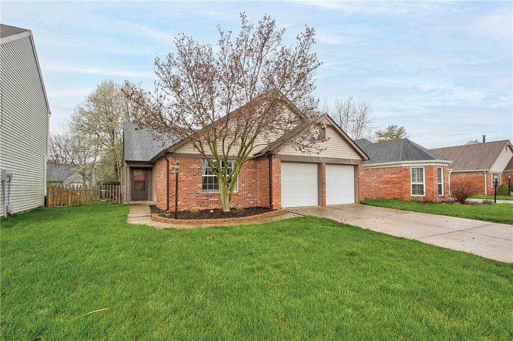 9717 Pine Ridge East Drive - Photo 1