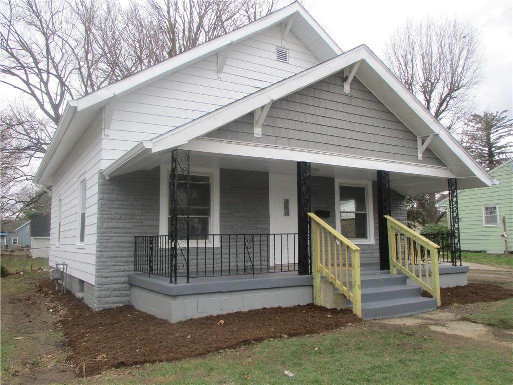 903 Sloan Street - Photo 1