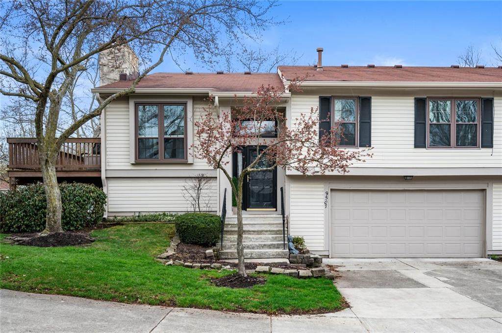 9507 Bay Vista West Drive - Photo 1