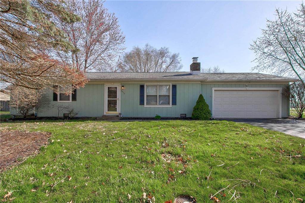1829 Nantucket Drive - Photo 1