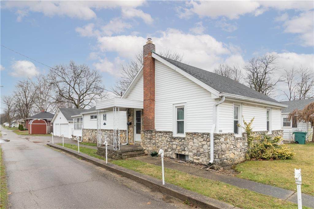 1333 M Avenue - Photo 1