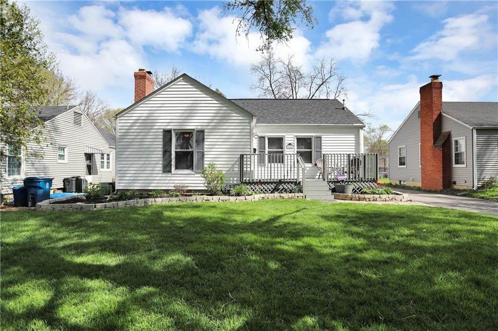2626 Northview Avenue - Photo 1