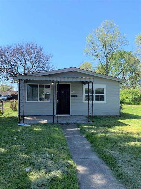 919 Roache Street - Photo 1