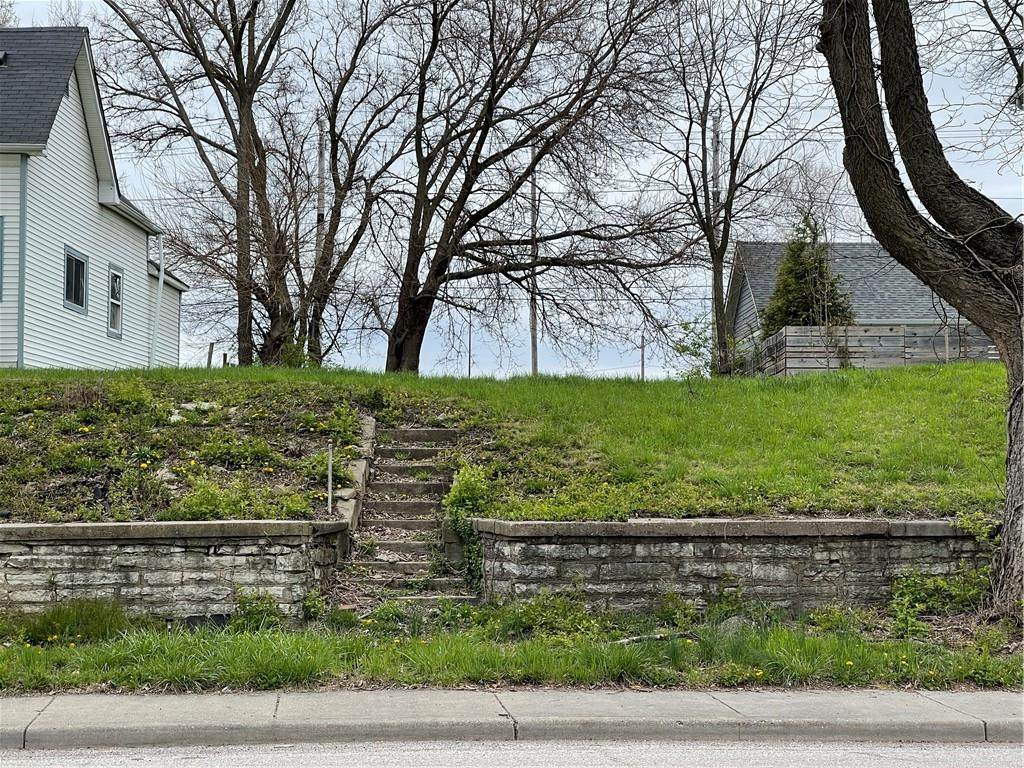 1724 Brookside Avenue - Photo 1