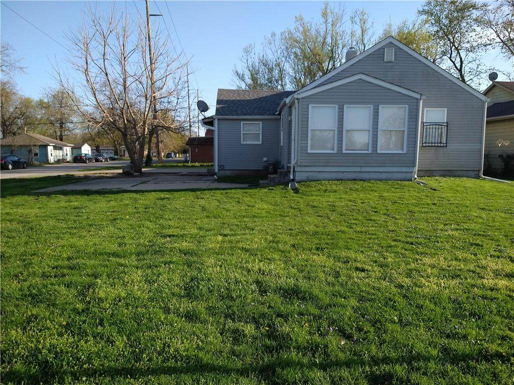 5105 Mecca Street - Photo 1