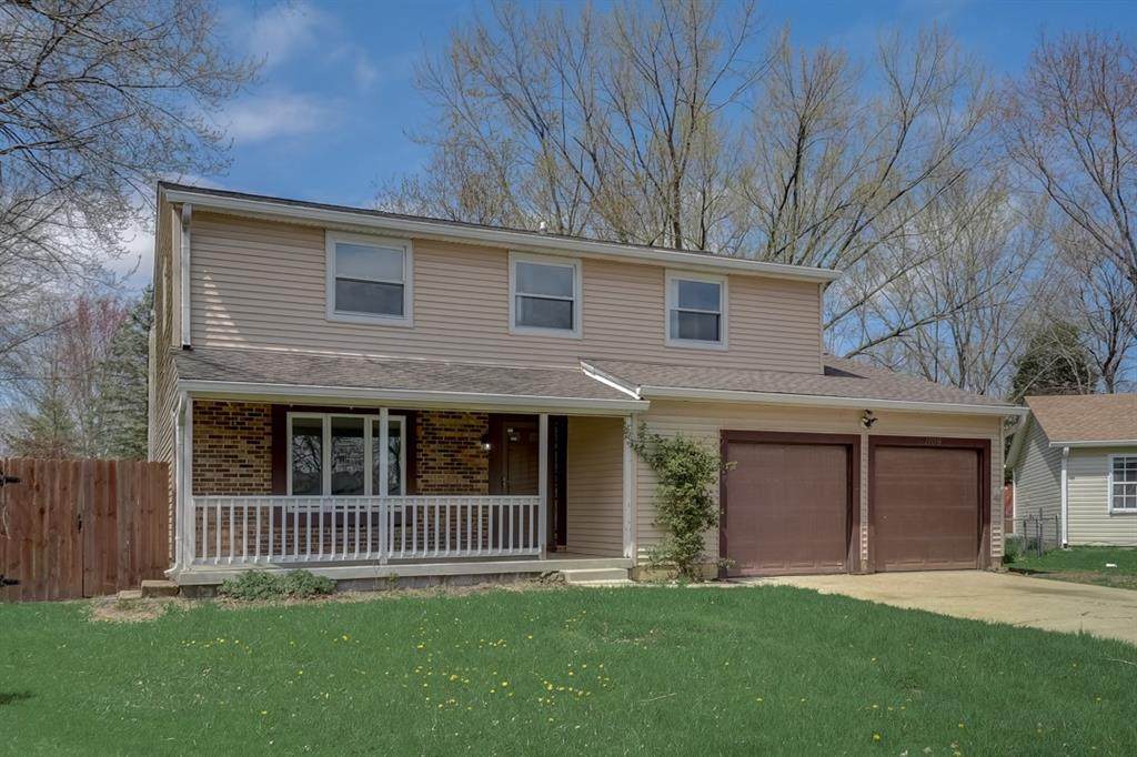 1106 Hollowood Court - Photo 1