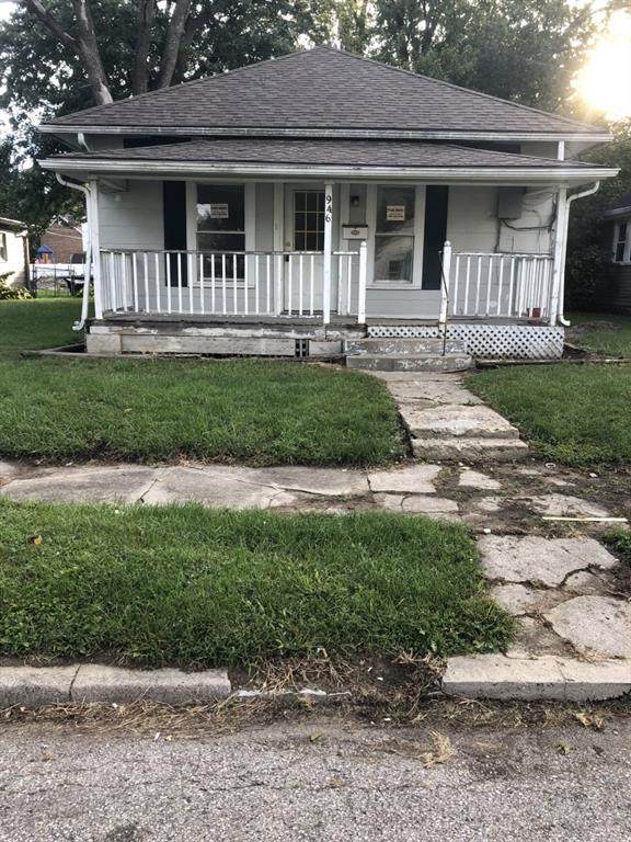 946 23rd Street - Photo 1
