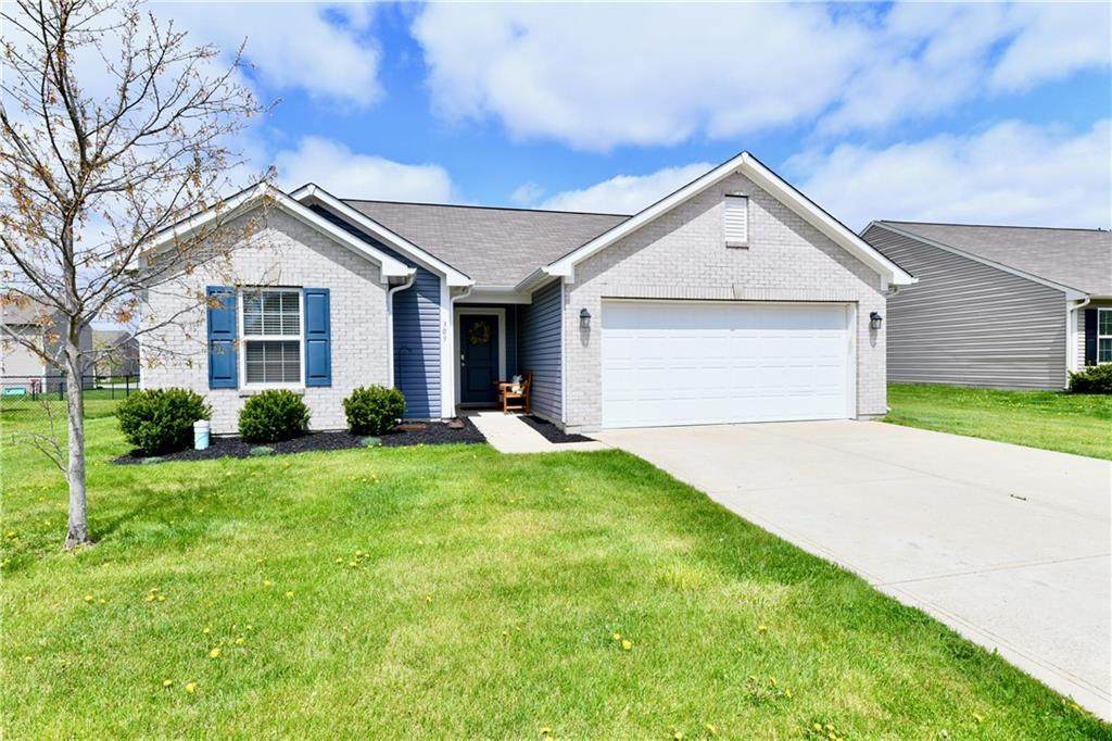 309 Shadetree Lane - Photo 1