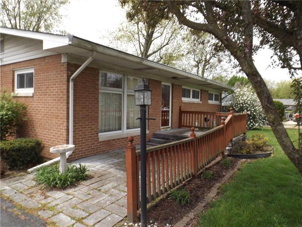 215 Epler Avenue - Photo 1