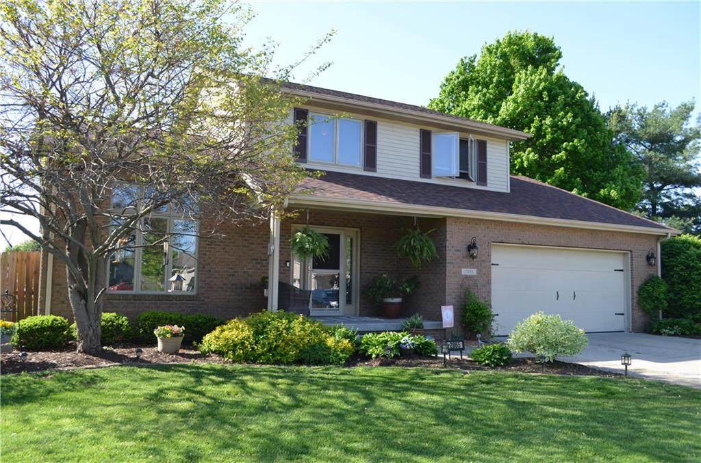 2865 Foxridge Circle - Photo 1