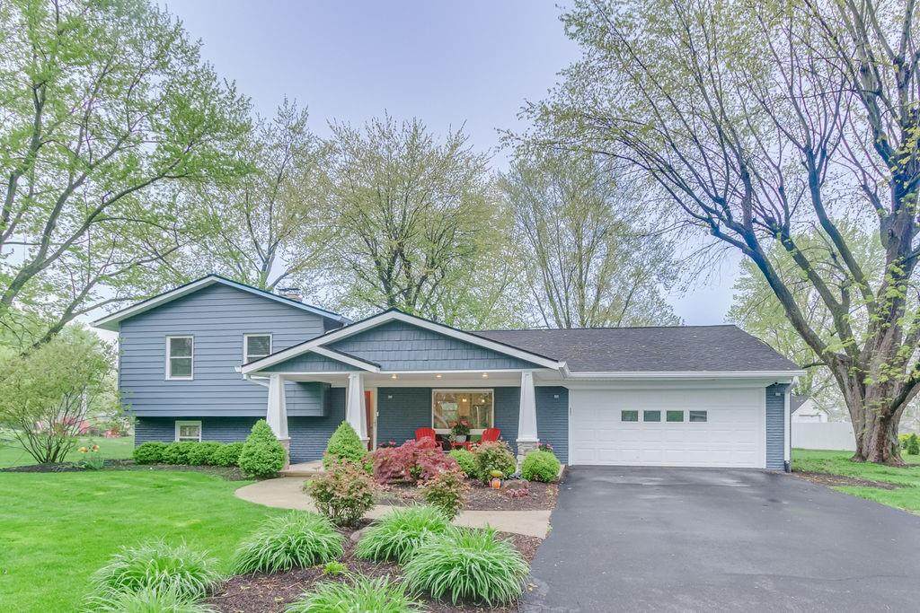 205 West Drive - Photo 1