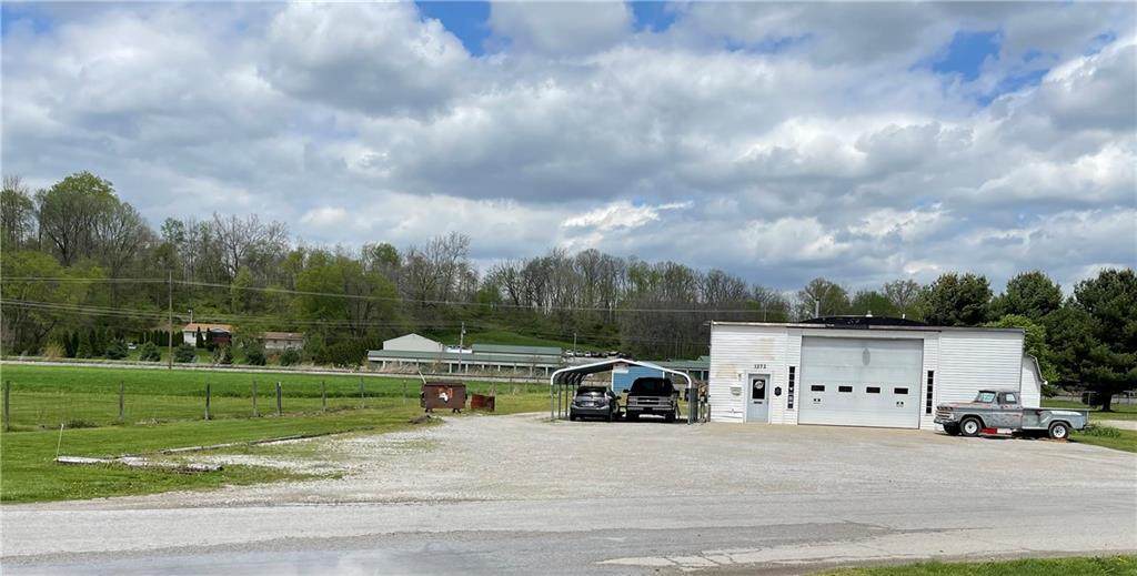 1272 Old State Road 67 - Photo 1