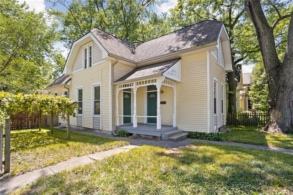 1323 10th Street - Photo 1