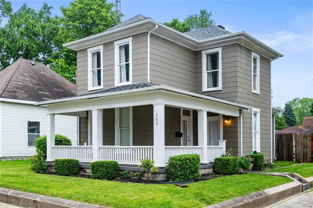 300 J Street - Photo 1