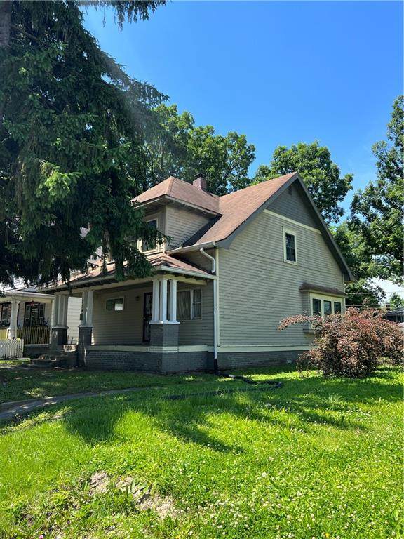 1334 Tuxedo Street - Photo 1