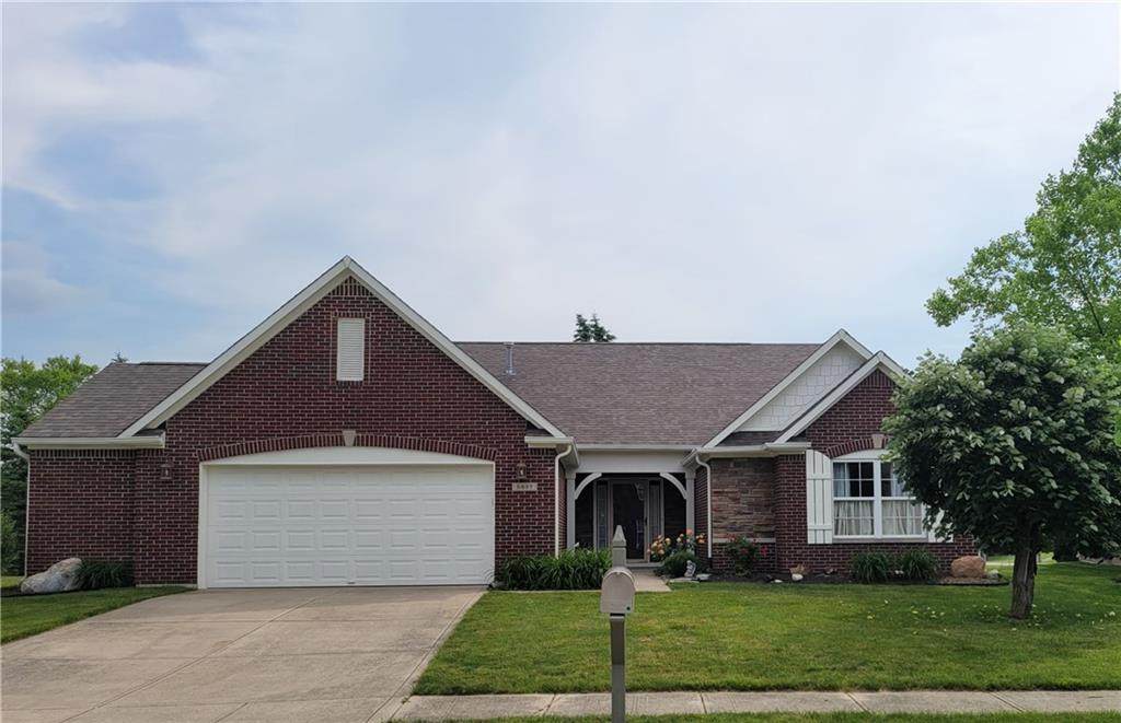 5937 Courtyard Crescent - Photo 1