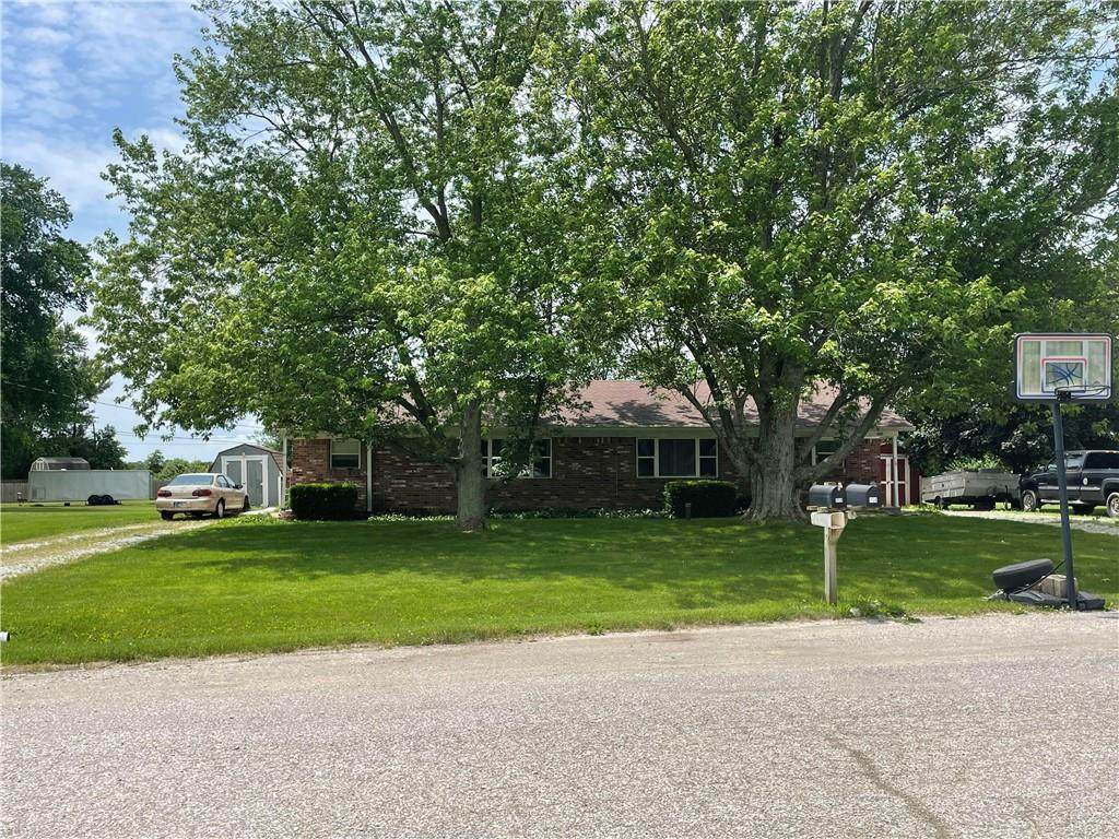 454 Greenbriar Court - Photo 1